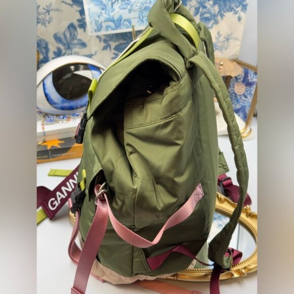 🆕 GANNI 🧿 NWT Recycled Tech Backpack, Kalamata Green & Purple/Pink - Picture 4 of 11
